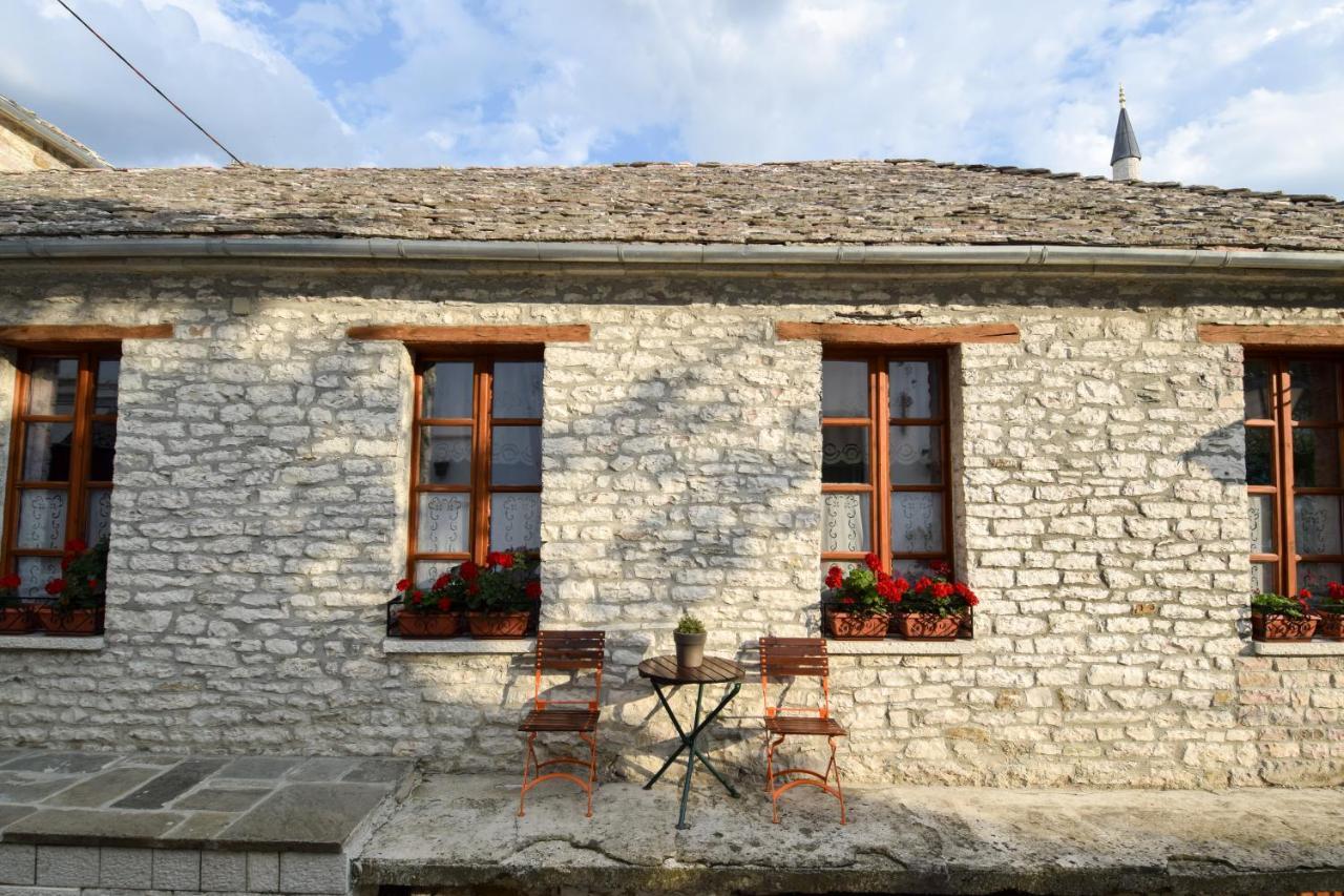 4Rooms Hotel Gjirokaster Exterior photo